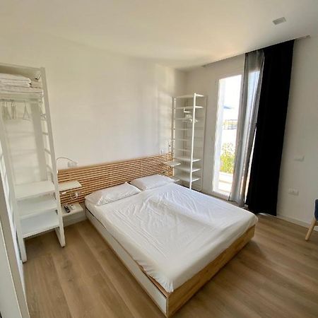 カリアリResidenza Acqva Di Mareアパートメント エクステリア 写真