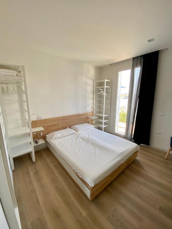 カリアリResidenza Acqva Di Mareアパートメント エクステリア 写真